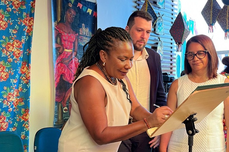 Com a presença da ministra Margareth Menezes, Governo da Paraíba e IFPB firmam acordo para curso de produção cultural de agentes de quadrilhas juninas