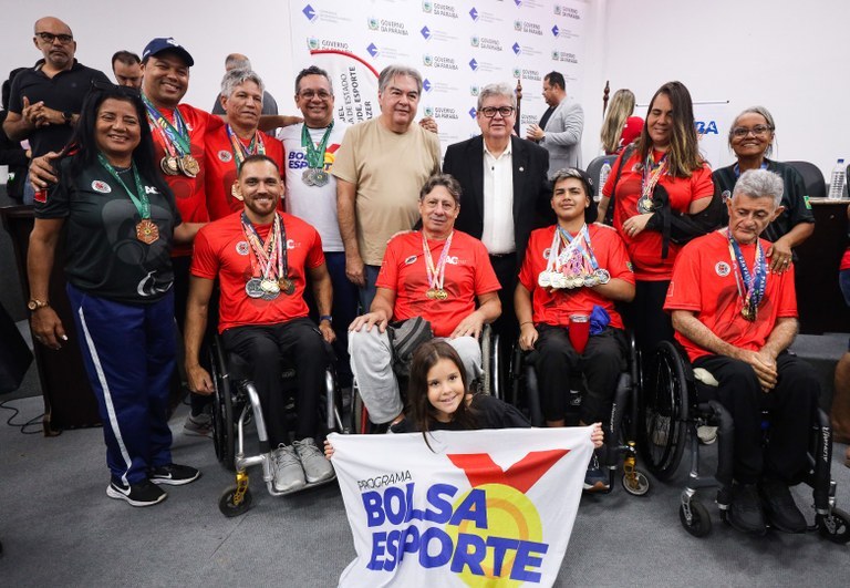 bolsa esporte.jpeg bolsa esporte.jpeg