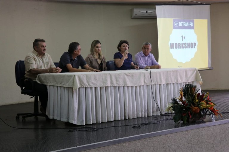 ESPEP/DETRAN - I Workshop em Qualidade no Atendimento ao Público ESPEP/DETRAN - I Workshop em Qualidade no Atendimento ao Público